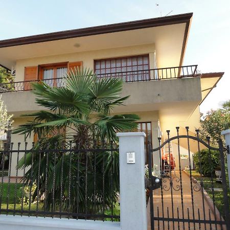 Villa Paola Бибионе Экстерьер фото